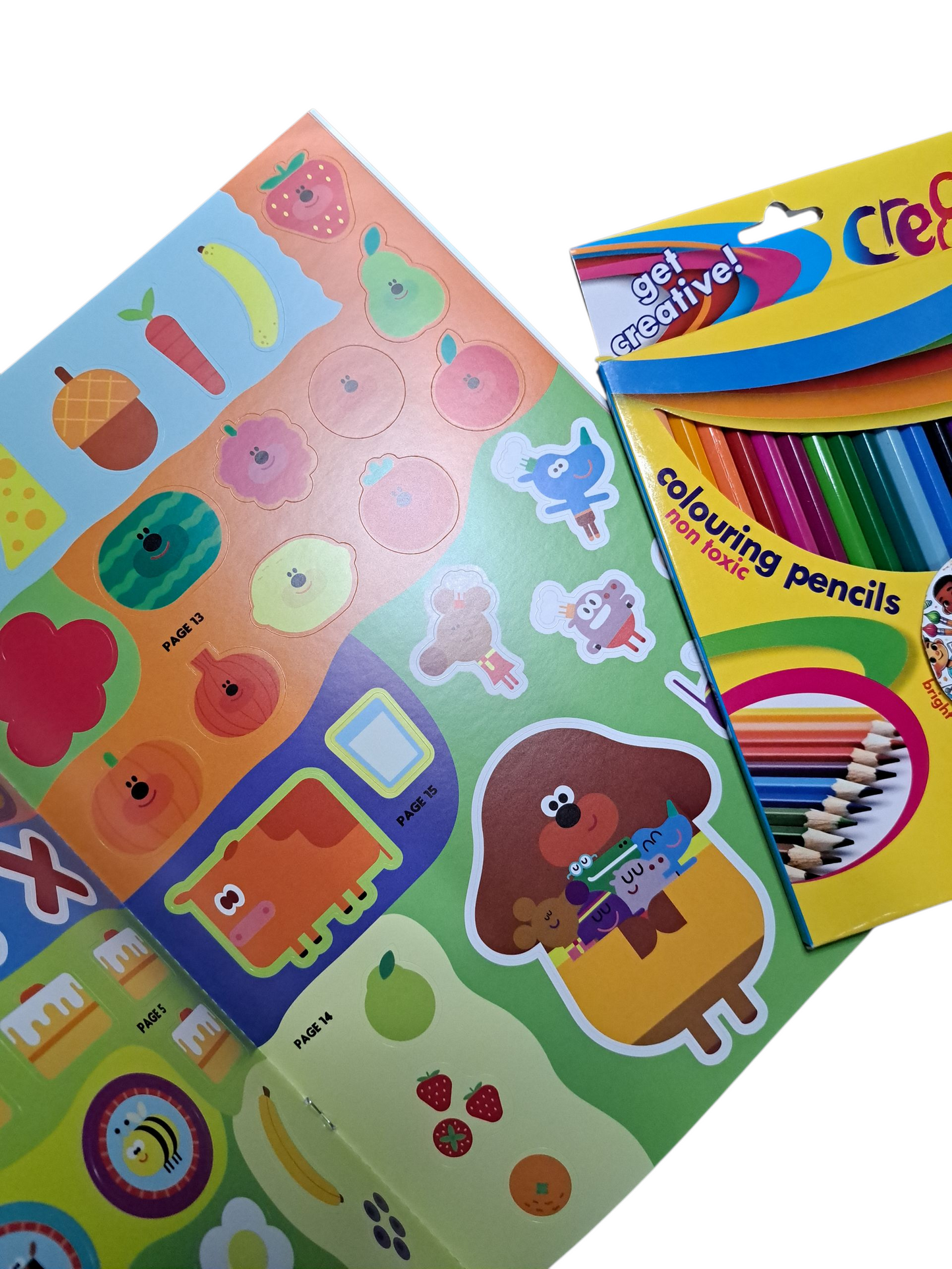 Hey Duggee Ultimate Sticker & Activity Gift Set!