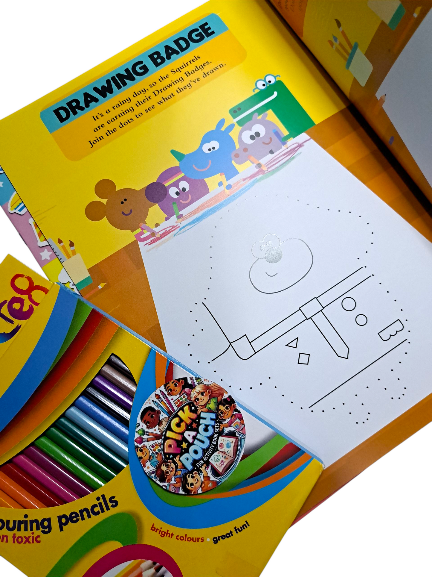 Hey Duggee Ultimate Sticker & Activity Gift Set!